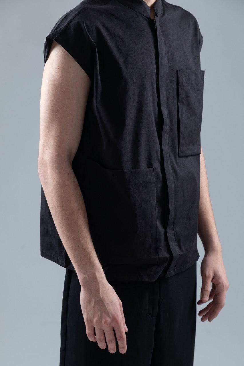 CUT SLEEVES VEST SHIRT