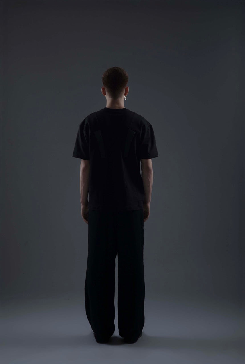 BLACK PANELLED TEE WITH LEATHER ACCENTS