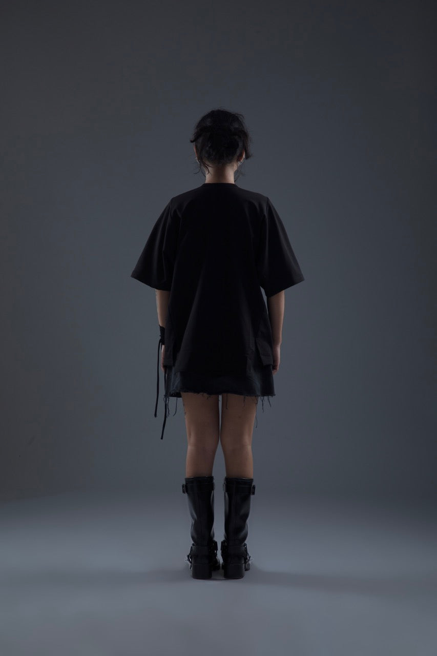 MONO PIPED TEE BLACK