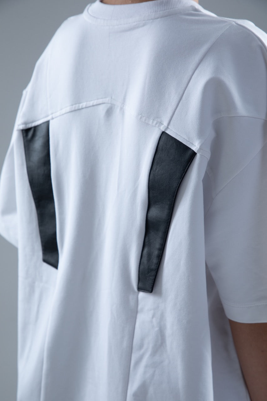 WHITE PANELLED TEE WITH LEATHER ACCENTS