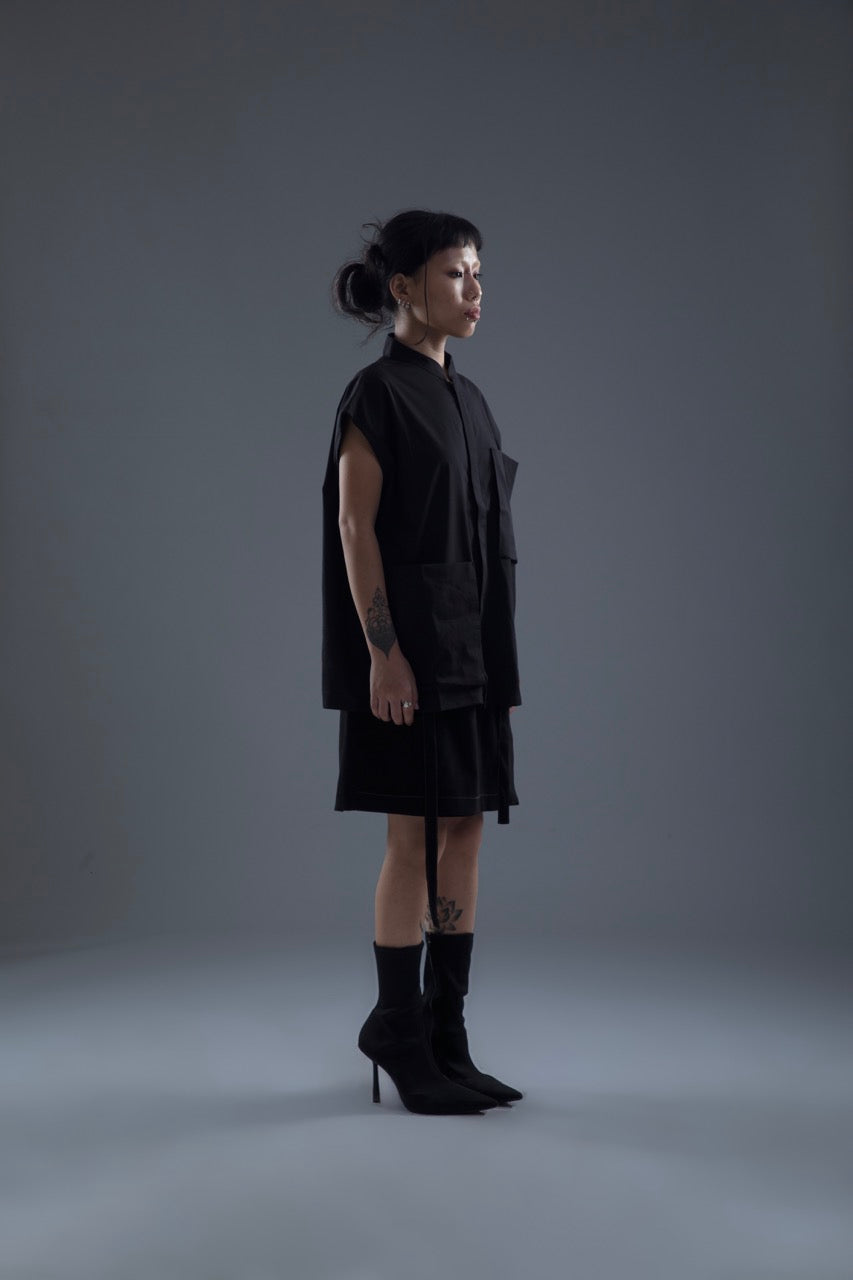 CUT SLEEVES VEST SHIRT