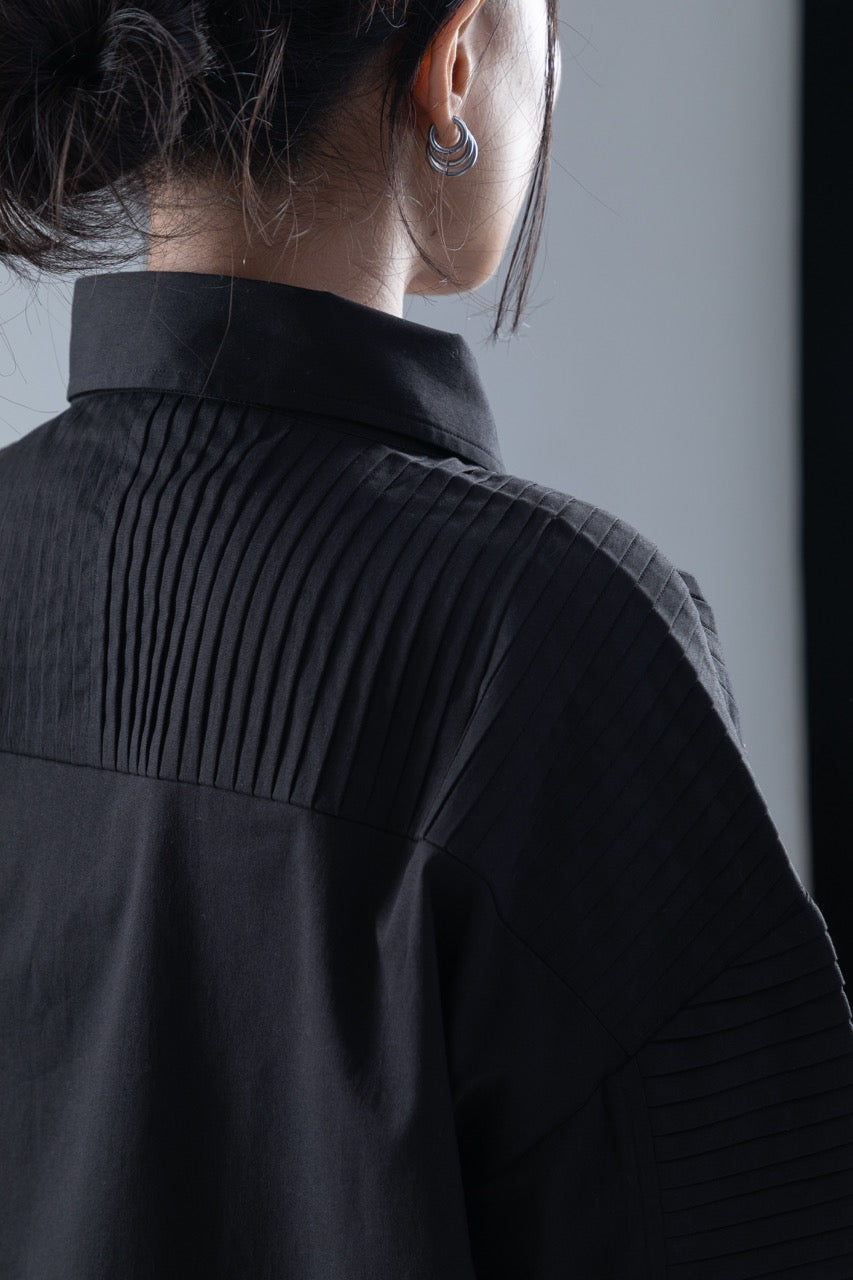 DROP SHOULDER PLEATED SHIRT
