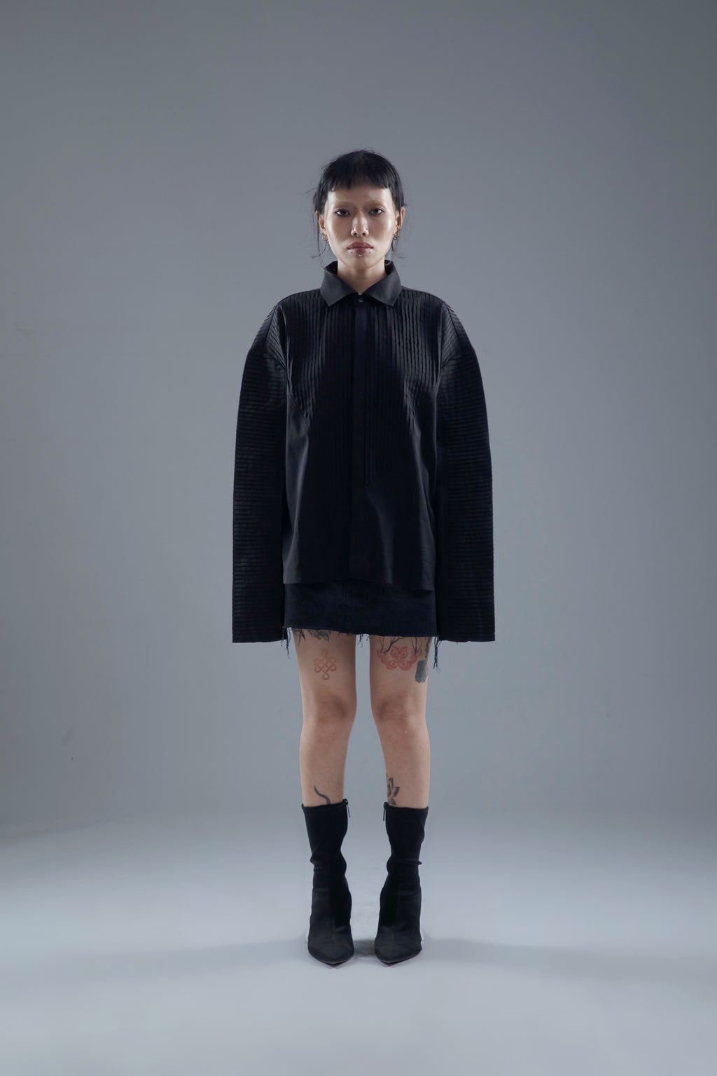 DROP SHOULDER PLEATED SHIRT