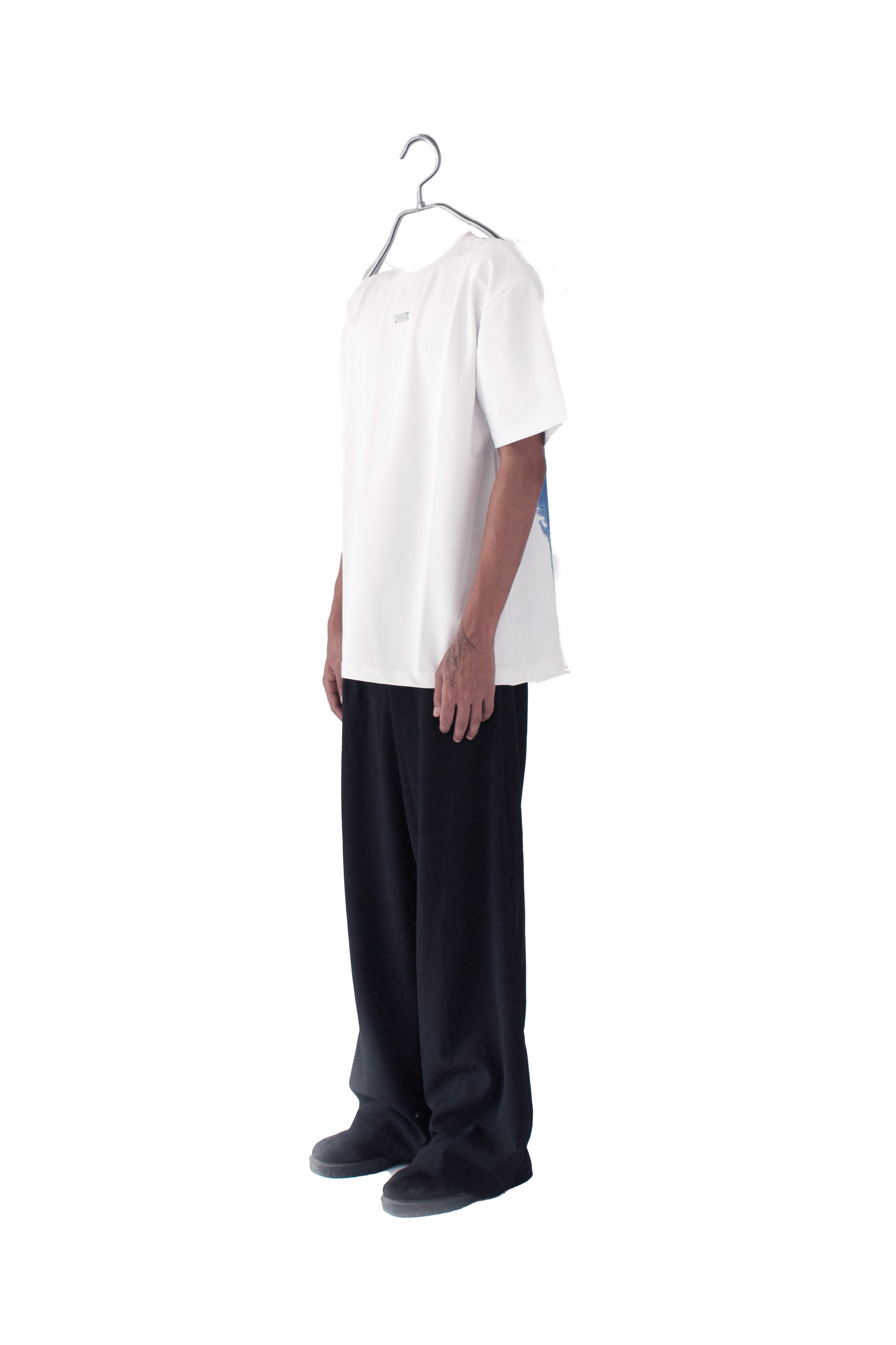 3 Dots Tee